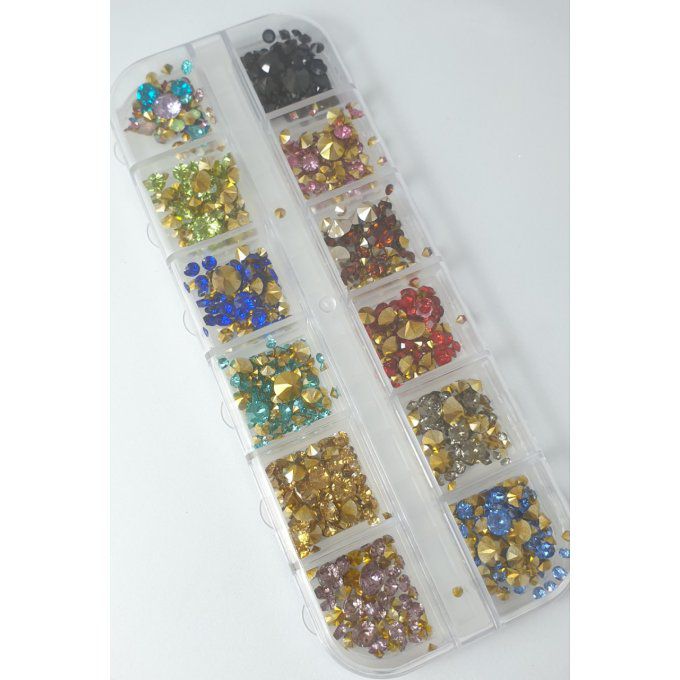 Boite strass chaton