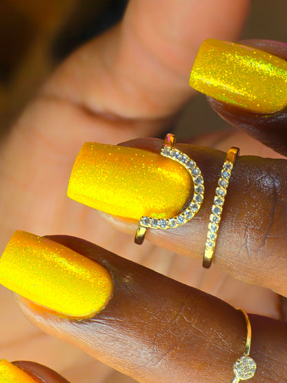 Yellow 030